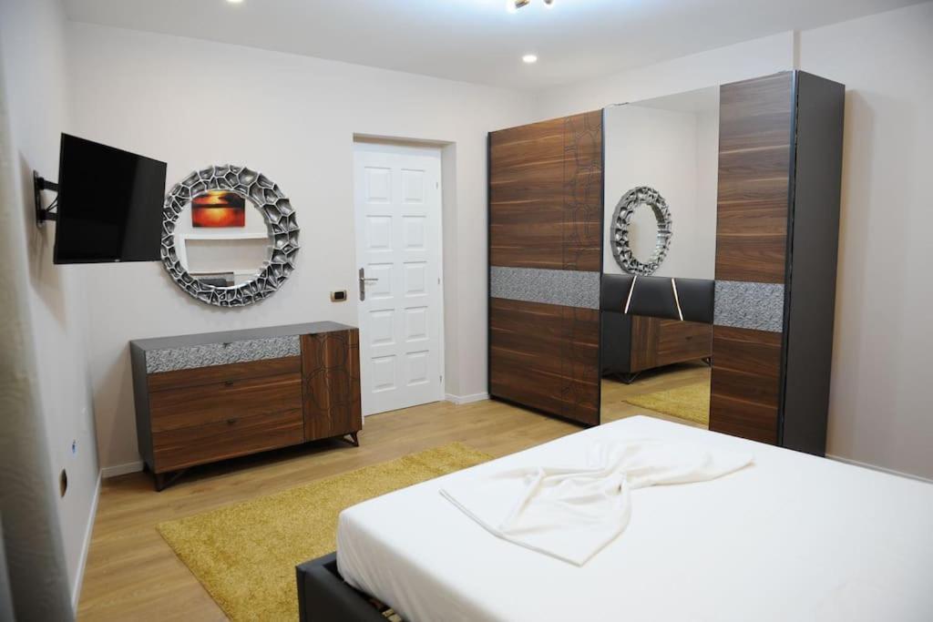Apartamento Grandpa House App.1 Tirana Exterior foto